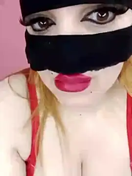 sexy-mariya online show from May 5, 2026, 2:20 pm