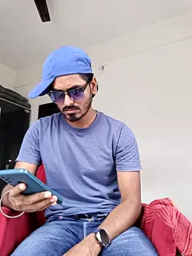 Snapshot of Samser0403 chatting on September 17, 2025, 6:15 am Samser0403 online show from September 17, 2025, 6:15 am