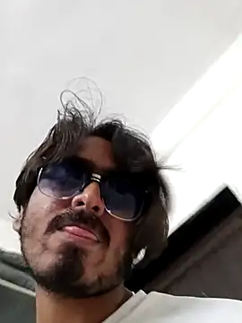 Snapshot of Samser0403 chatting on September 19, 2025, 6:45 pm Samser0403 online show from September 19, 2025, 6:45 pm