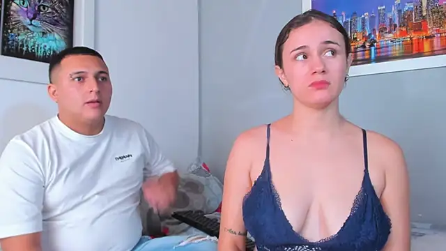 naughtyloverss online show from January 18, 2025, 3:27 pm