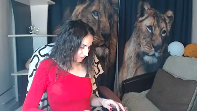 ElizaReez online show from December 4, 2024, 5:16 pm