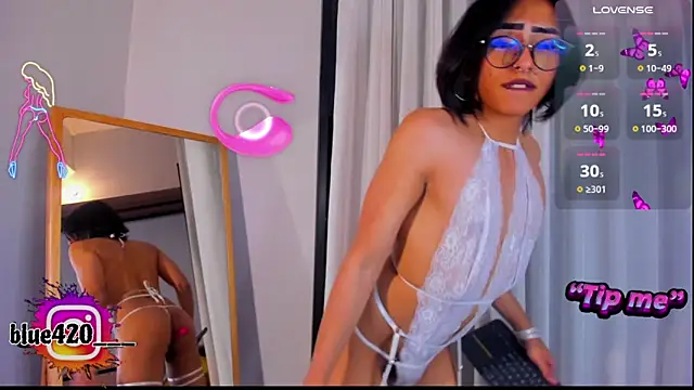 Skyler  blue4 online show from January 1, 2025, 1:26 am