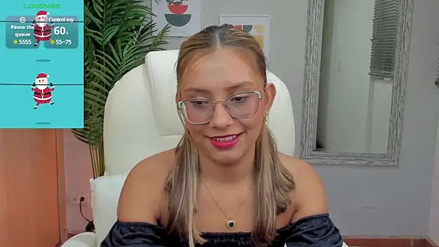Mia Sanchez01 online show from December 19, 2024, 4:23 am