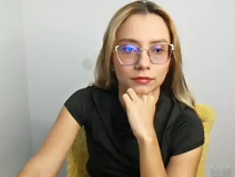 Mia Sanchez01 online show from January 14, 2025, 1:26 am
