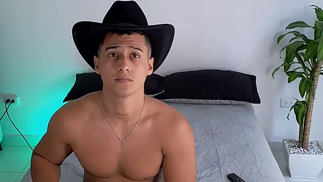 hot69temptation  online show from February 26, 2026, 2:28 pm