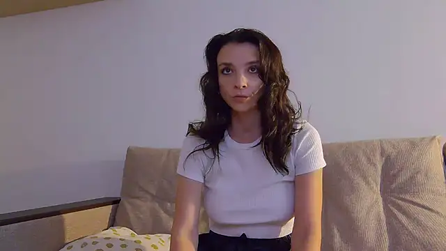 TeenyMariaXx online show from September 19, 2025, 3:54 am