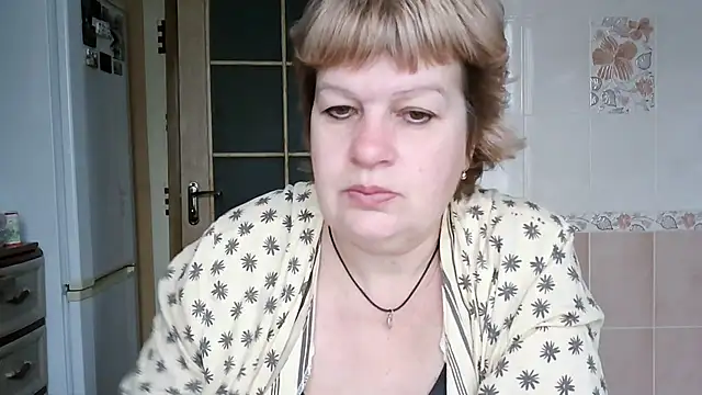 Snapshot of Ettie_Tonia chatting on January 24, 2025, 11:37 am Ettie Tonia online show from January 24, 2025, 11:37 am