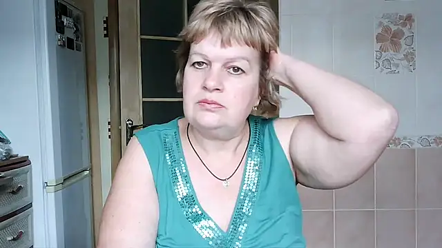 Snapshot of Ettie_Tonia chatting on January 15, 2025, 12:47 pm Ettie Tonia online show from January 15, 2025, 12:47 pm