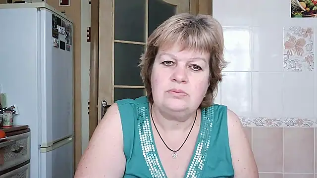 Snapshot of Ettie_Tonia chatting on February 17, 2025, 8:41 am Ettie Tonia online show from February 17, 2025, 8:41 am