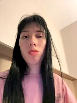 Snapshot of KeithTown chatting on November 3, 2025, 5:49 pm KeithTown online show from November 3, 2025, 5:49 pm