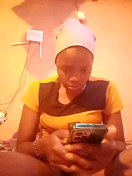 Snapshot of QUEEN-NAIMA chatting on September 17, 2025, 9:22 am QUEEN-NAIMA online show from September 17, 2025, 9:22 am