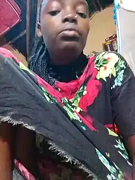 Snapshot of QUEEN-NAIMA chatting on March 2, 2025, 3:24 am QUEEN-NAIMA online show from March 2, 2025, 3:24 am