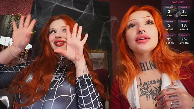 Snapshot of poisonivy_ chatting on October 31, 2025, 5:48 am poisonivy  online show from October 31, 2025, 5:48 am