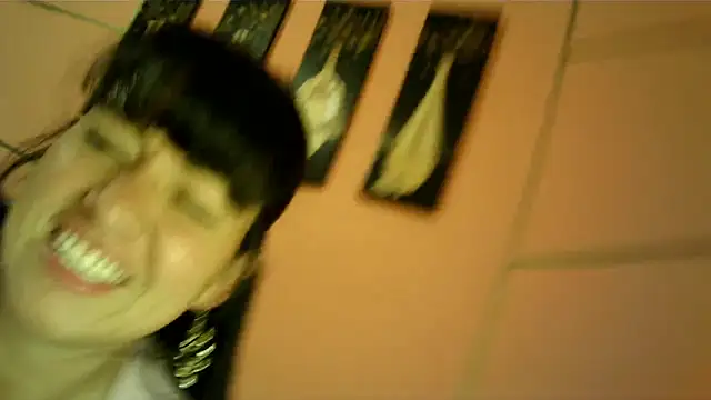 taylor198115 online show from September 28, 2025, 6:20 am