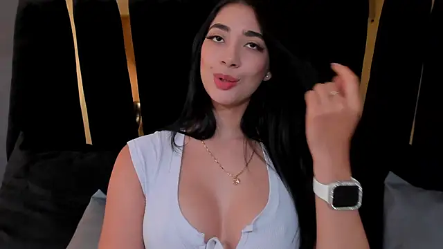 julieta jewel online show from March 18, 2025, 12:39 pm