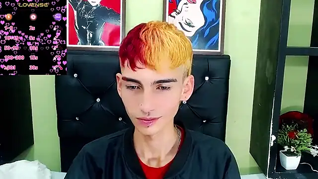 Snapshot of ttimy_x_boy chatting on March 11, 2025, 10:31 pm ttimy x boy online show from March 11, 2025, 10:31 pm