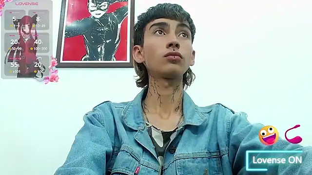 Snapshot of ttimy_x_boy chatting on October 29, 2025, 5:17 am ttimy x boy online show from October 29, 2025, 5:17 am