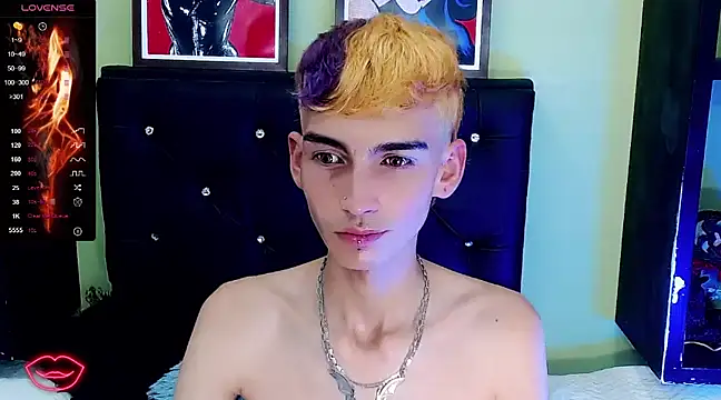 Snapshot of ttimy_x_boy chatting on March 7, 2025, 1:53 am ttimy x boy online show from March 7, 2025, 1:53 am