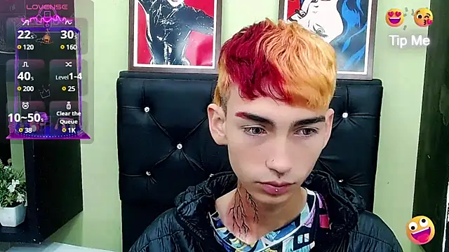 Snapshot of ttimy_x_boy chatting on March 15, 2025, 10:11 pm ttimy x boy online show from March 15, 2025, 10:11 pm