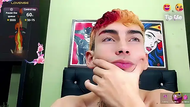 Snapshot of ttimy_x_boy chatting on March 21, 2025, 12:07 am ttimy x boy online show from March 21, 2025, 12:07 am