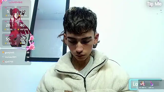 Snapshot of ttimy_x_boy chatting on September 26, 2025, 12:01 pm ttimy x boy online show from September 26, 2025, 12:01 pm