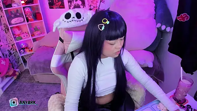 Snapshot of anyburkee chatting on October 8, 2025, 1:51 am anyburkee online show from October 8, 2025, 1:51 am