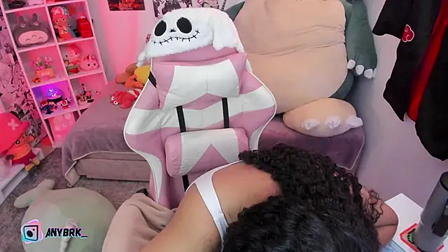 Snapshot of anyburkee chatting on October 29, 2025, 1:04 am anyburkee online show from October 29, 2025, 1:04 am