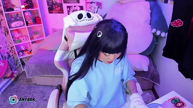 Snapshot of anyburkee chatting on October 7, 2025, 1:17 am anyburkee online show from October 7, 2025, 1:17 am