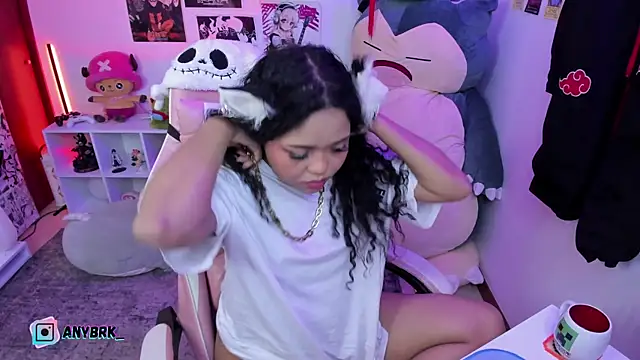 Snapshot of anyburkee chatting on September 27, 2025, 5:24 am anyburkee online show from September 27, 2025, 5:24 am