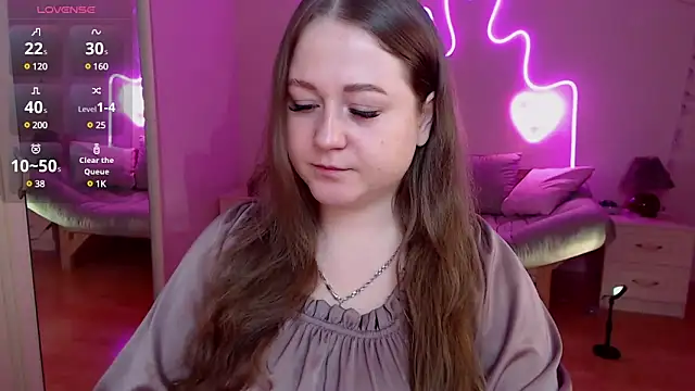LizzyShine online show from March 2, 2025, 5:20 pm