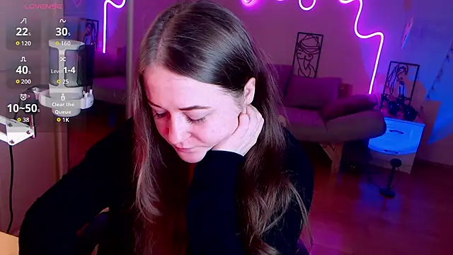 LizzyShine online show from September 25, 2025, 3:51 pm