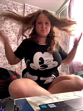 LizzyShine online show from October 2, 2025, 11:35 am