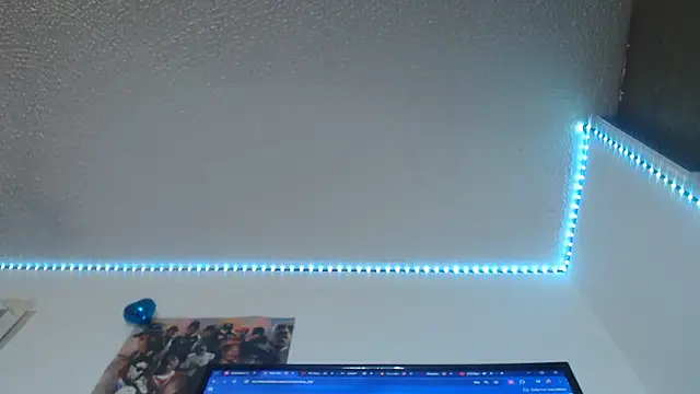 Snapshot of lorenitha_20 chatting on October 8, 2025, 9:33 am lorenitha 20 online show from October 8, 2025, 9:33 am