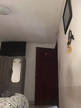 Miss oliviaa online show from February 20, 2025, 12:36 pm