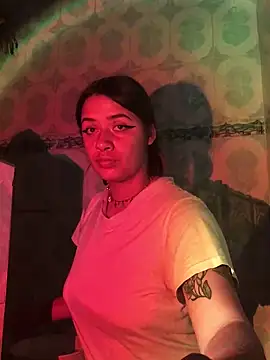 Miss oliviaa online show from March 19, 2025, 11:03 pm