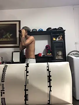 logannth online show from December 22, 2025, 6:57 am