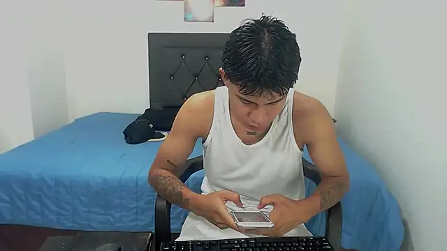 logannth online show from October 21, 2025, 12:00 am