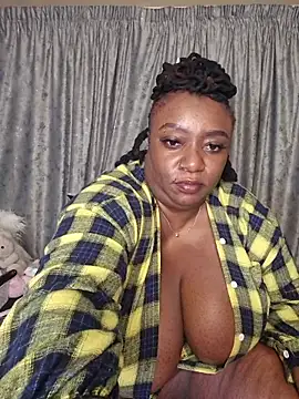 Snapshot of ThickianaRider chatting on November 15, 2025, 3:43 am ThickianaRider online show from November 15, 2025, 3:43 am