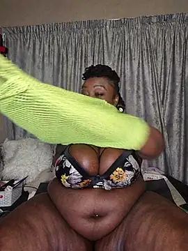 Snapshot of ThickianaRider chatting on November 20, 2025, 3:51 am ThickianaRider online show from November 20, 2025, 3:51 am