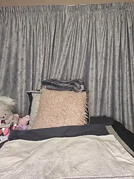 Snapshot of ThickianaRider chatting on November 14, 2025, 3:32 am ThickianaRider online show from November 14, 2025, 3:32 am