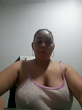 Snapshot of MirandaSoto chatting on September 22, 2025, 2:50 am MirandaSoto online show from September 22, 2025, 2:50 am