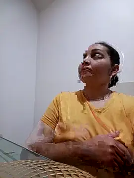 MirandaSoto online show from December 2, 2025, 3:41 am