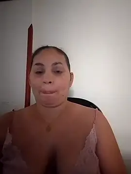 MirandaSoto online show from March 7, 2025, 2:23 pm