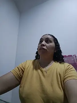 MirandaSoto online show from May 25, 2026, 3:50 am