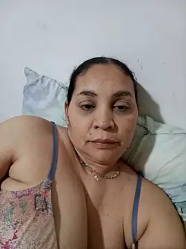 MirandaSoto online show from April 18, 2026, 12:35 am