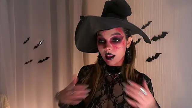 VeronaAppleberry online show from October 26, 2025, 11:10 am