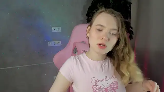 Genne Tierney online show from January 25, 2025, 7:17 am
