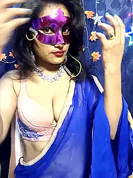 Stripy Doll online show from January 30, 2025, 10:41 pm