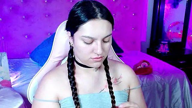 SOYYKY online show from January 12, 2025, 11:36 pm
