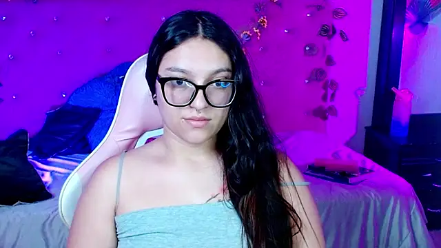 SOYYKY online show from January 21, 2025, 2:33 am